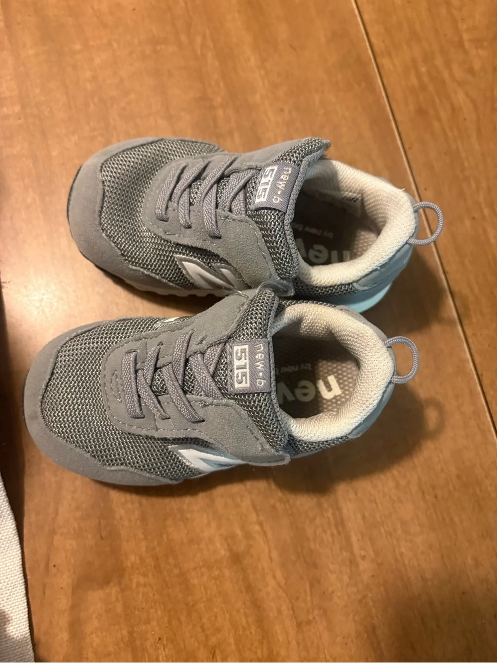 New Balance 515 B Infant Toddler Shoes Gray Size 5 Hook Loop Closure